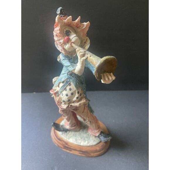 Vintage Hobo Clown Playing Horn by Pucci Italy Statuette Figurine Hand Painted. - Picture 7 of 7